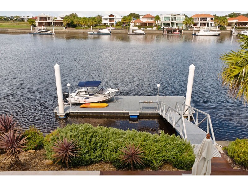 28 Teal Boulevarde, Banksia Beach QLD 4507