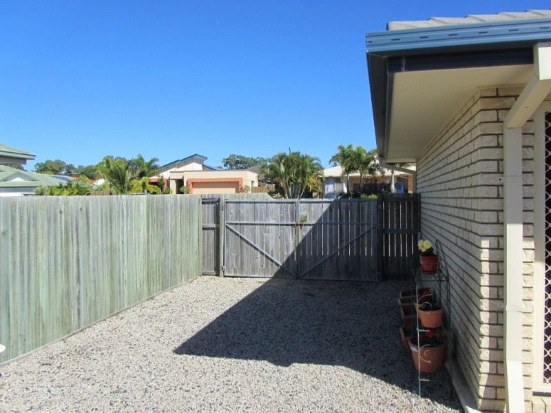 116 Carpenter Way, Sandstone Point QLD 4511