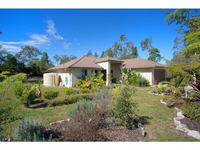 12 Hirst Court, Ningi QLD 4511