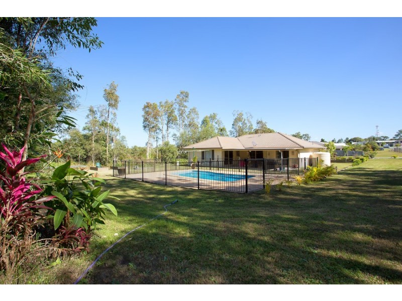 12 Hirst Court, Ningi QLD 4511