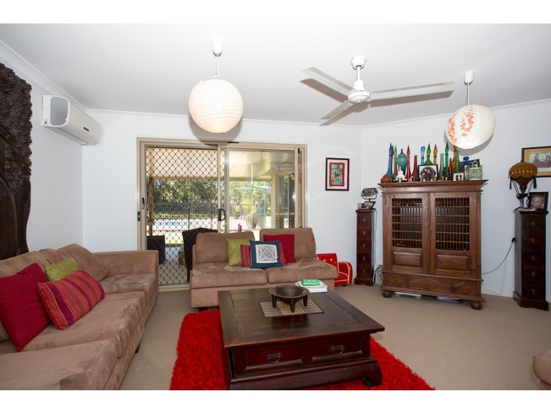 12 Hirst Court, Ningi QLD 4511