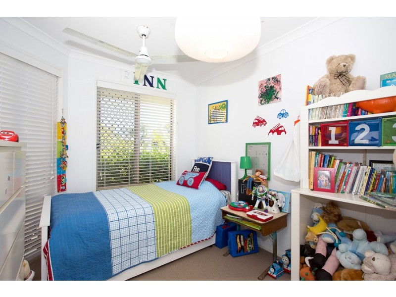 12 Hirst Court, Ningi QLD 4511