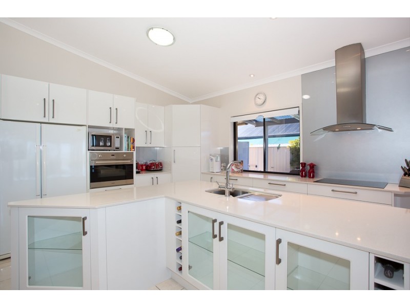 174 Endeavour Drive, Banksia Beach QLD 4507