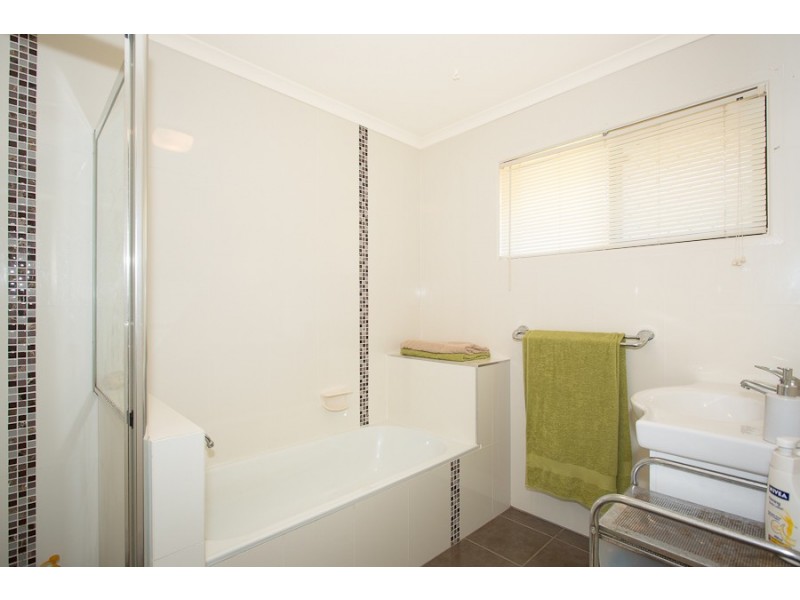 140 Peel Road, Ningi QLD 4511