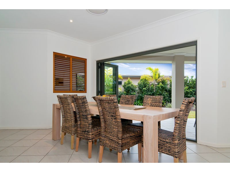 30 Dunebean Drive, Banksia Beach QLD 4507