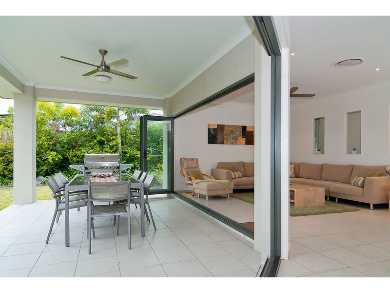 30 Dunebean Drive, Banksia Beach QLD 4507
