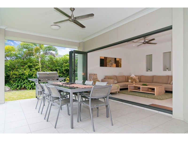 30 Dunebean Drive, Banksia Beach QLD 4507