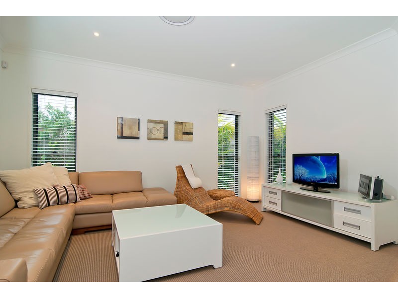 30 Dunebean Drive, Banksia Beach QLD 4507