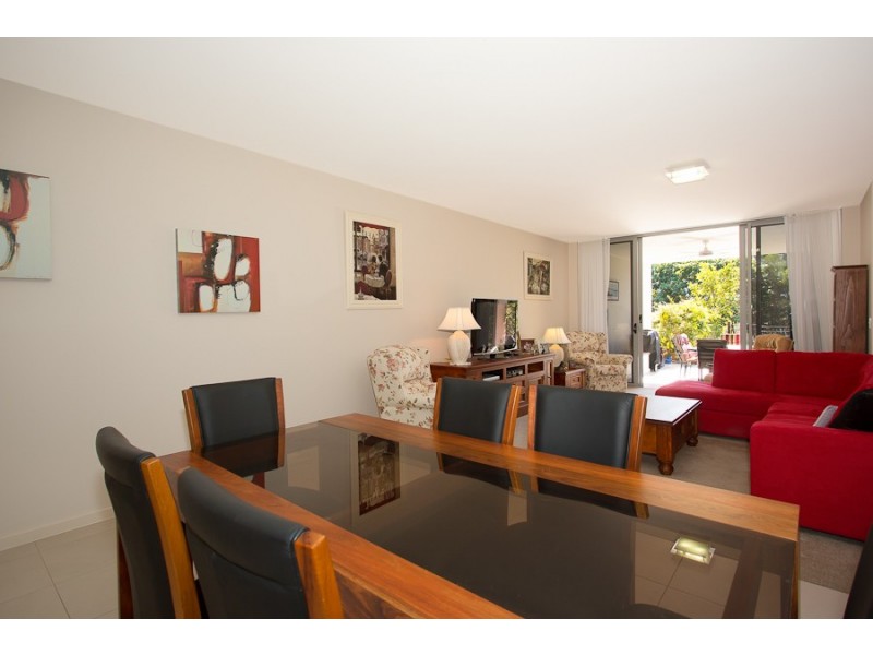 4/8 Spinnaker Drive, Sandstone Point QLD 4511