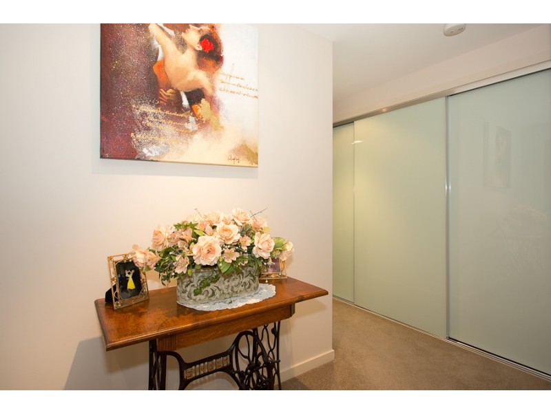 4/8 Spinnaker Drive, Sandstone Point QLD 4511