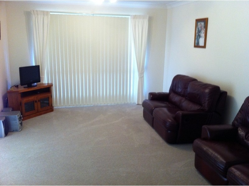 35 Barklya Crescent, Bongaree QLD 4507