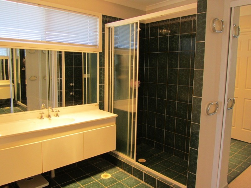 2/4 Tradewinds Drive, Banksia Beach QLD 4507