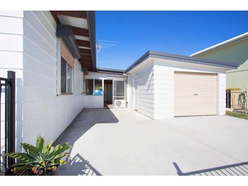 97 Sunderland Drive, Banksia Beach QLD 4507