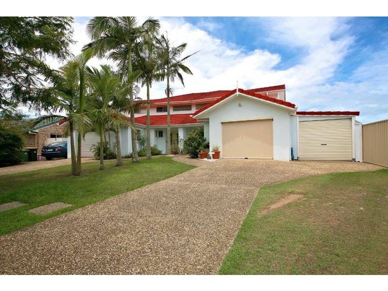 2/11 Norrland Court, Banksia Beach QLD 4507