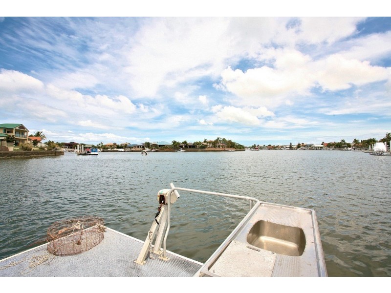 2/11 Norrland Court, Banksia Beach QLD 4507