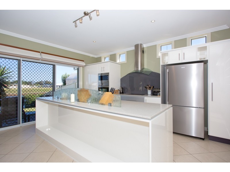 25 Protea Drive, Bongaree QLD 4507