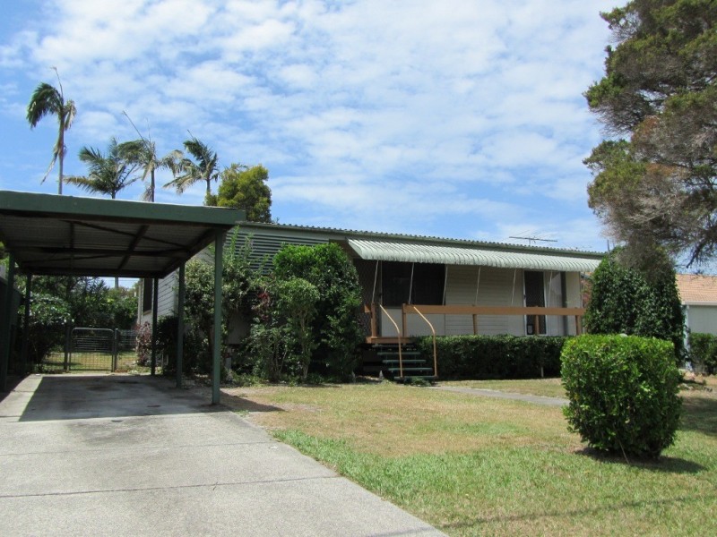 3 Cassia Avenue, Banksia Beach QLD 4507