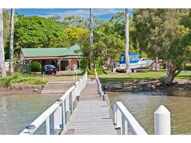 131 Ningi Esplanade, Ningi QLD 4511