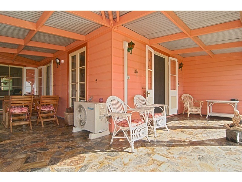 131 Ningi Esplanade, Ningi QLD 4511