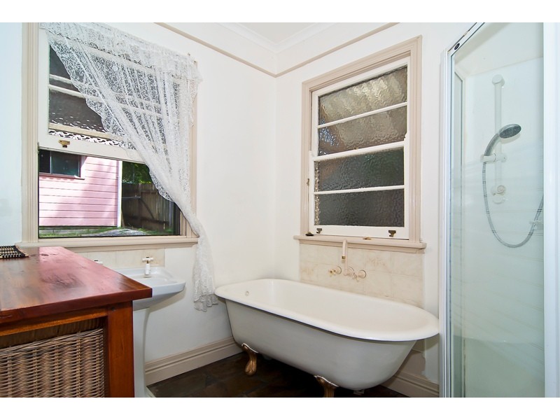 131 Ningi Esplanade, Ningi QLD 4511