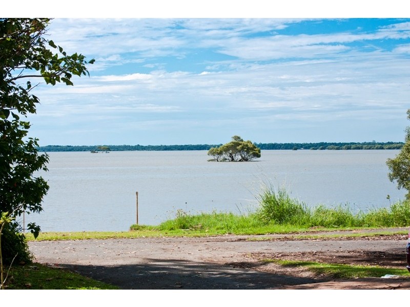 131 Ningi Esplanade, Ningi QLD 4511