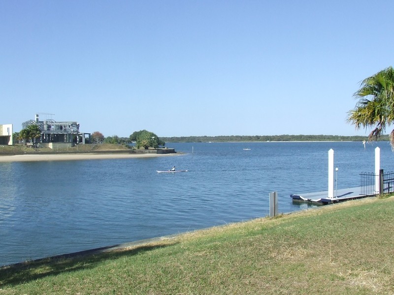 13 Oriole Close, Banksia Beach QLD 4507