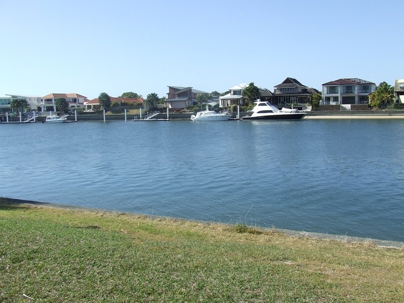 13 Oriole Close, Banksia Beach QLD 4507