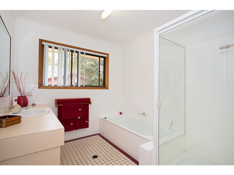 656 Bestmann Road, Ningi QLD 4511