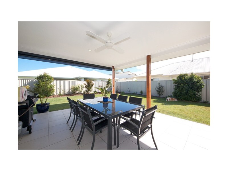 49 Kakadu Circuit, Banksia Beach QLD 4507