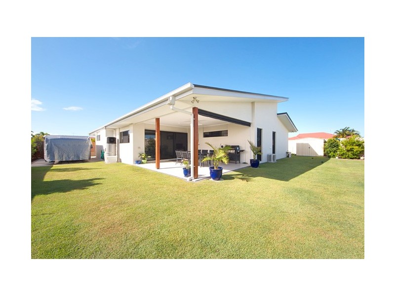 49 Kakadu Circuit, Banksia Beach QLD 4507
