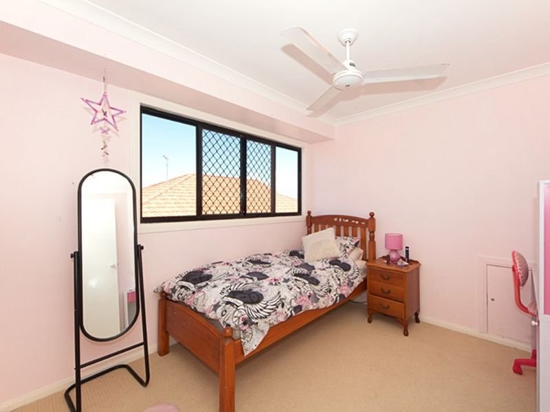 37 Dugong Crescent, Banksia Beach QLD 4507