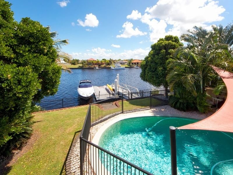 37 Dugong Crescent, Banksia Beach QLD 4507