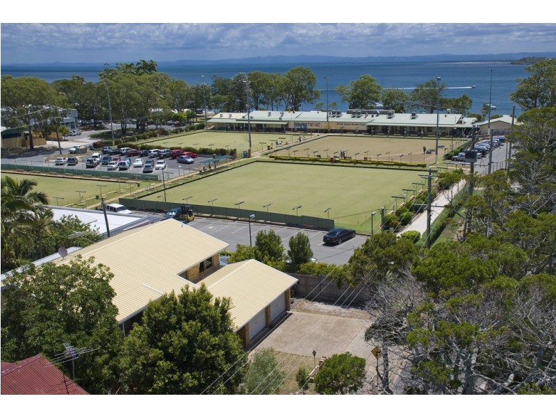 8 and 10 Third Avenue, Bongaree QLD 4507