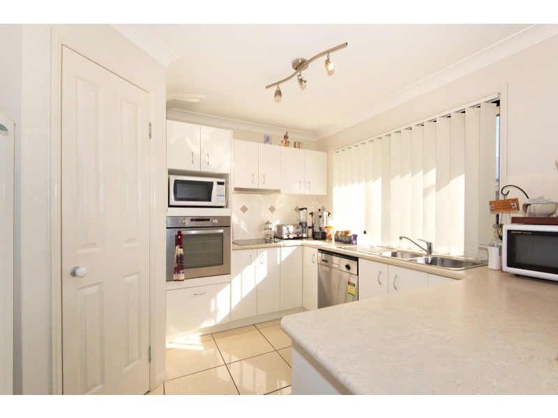 14 Bilinga Court, Sandstone Point QLD 4511
