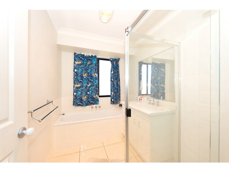 14 Bilinga Court, Sandstone Point QLD 4511