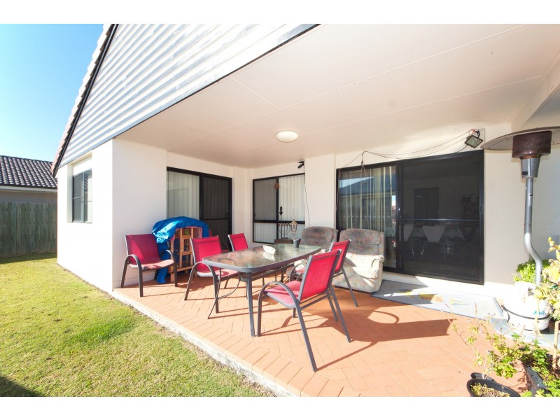 14 Bilinga Court, Sandstone Point QLD 4511