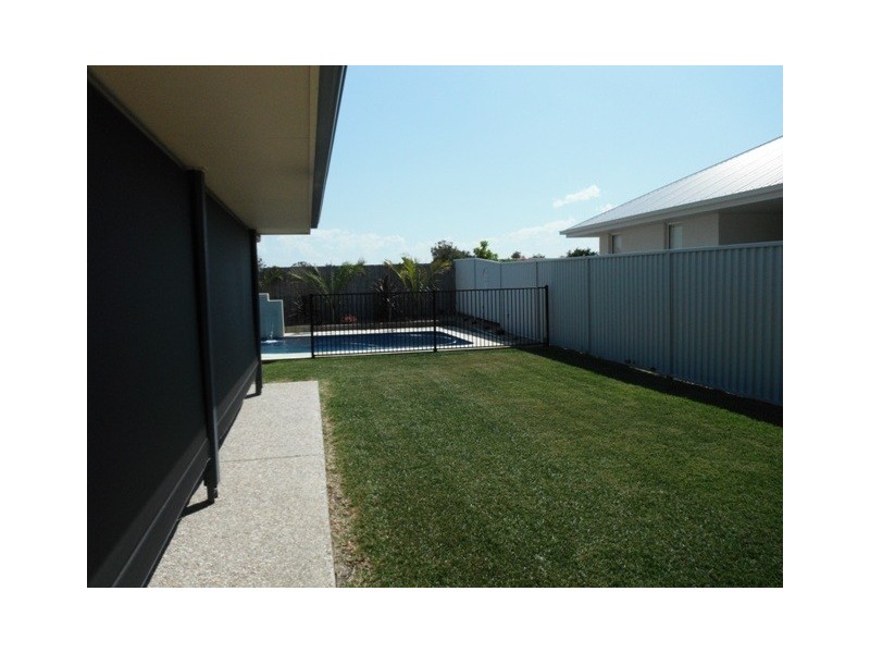 144 Marina Boulevarde, Banksia Beach QLD 4507