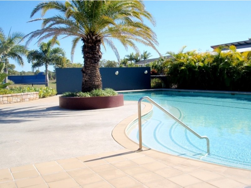 108 Spinnaker Esplanade, Sandstone Point QLD 4511