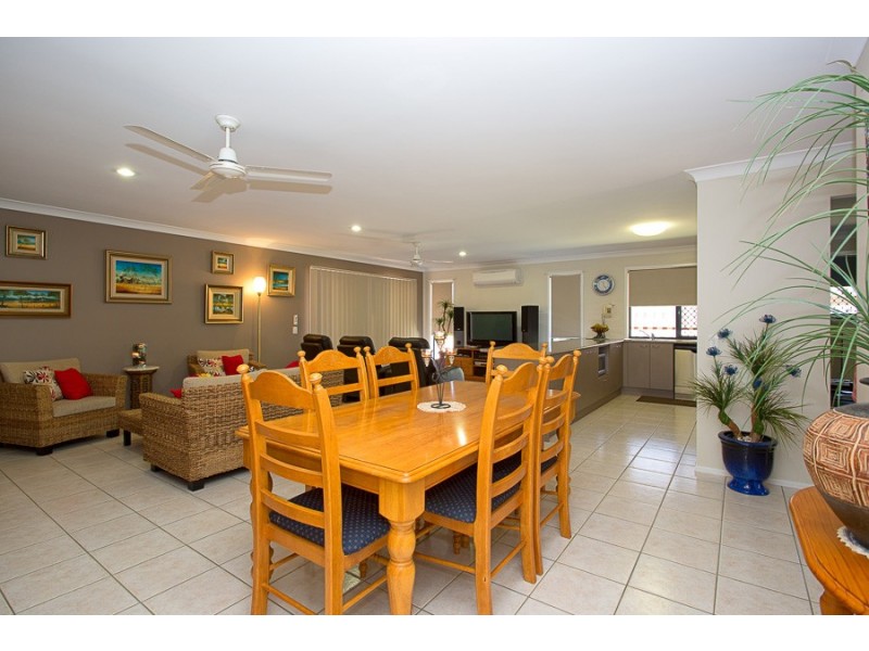 22 Bondi Court, Sandstone Point QLD 4511
