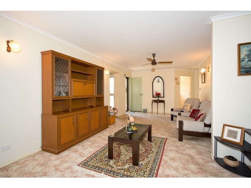 25 Pheasant Avenue, Banksia Beach QLD 4507