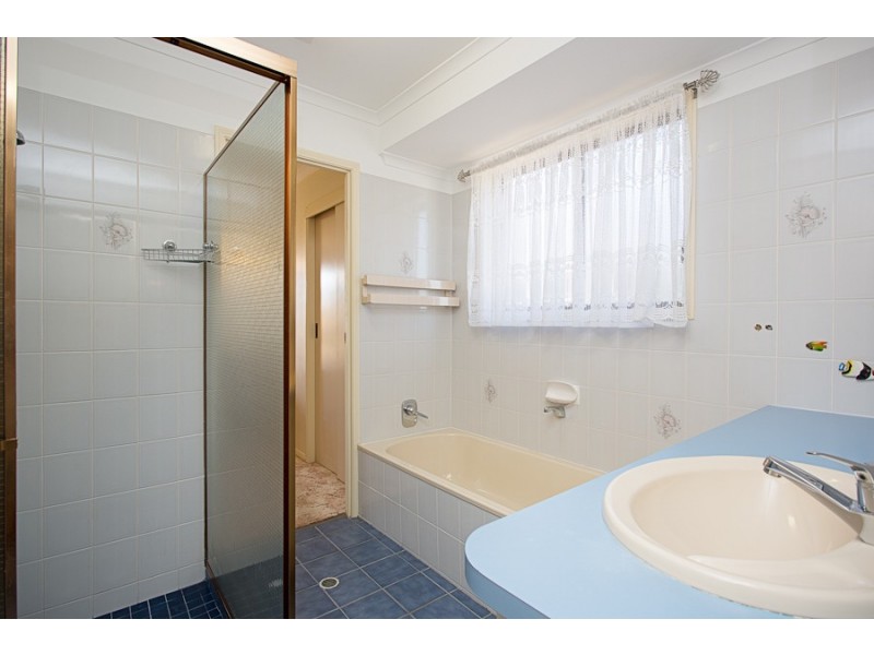 25 Pheasant Avenue, Banksia Beach QLD 4507