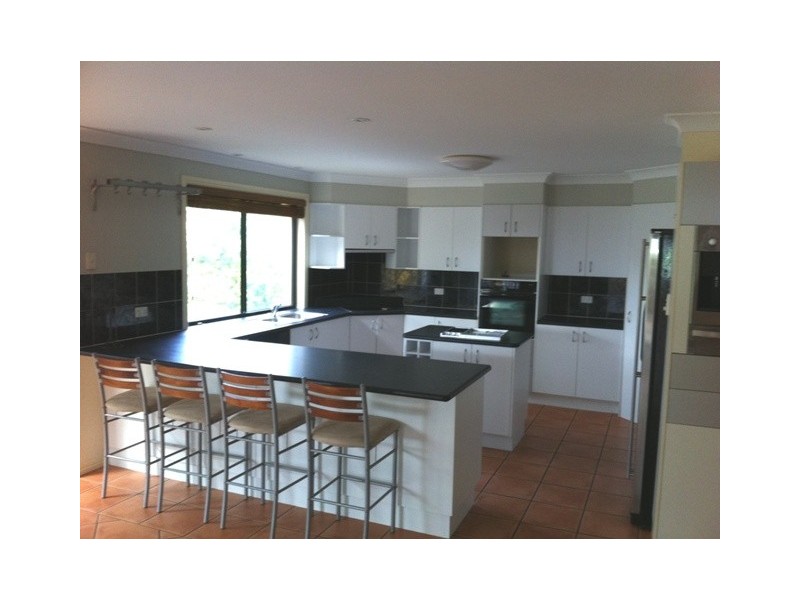 8 Mainbrace Circuit, Banksia Beach QLD 4507