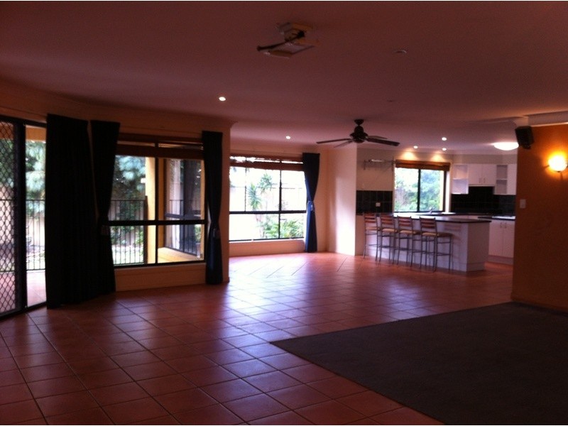 8 Mainbrace Circuit, Banksia Beach QLD 4507