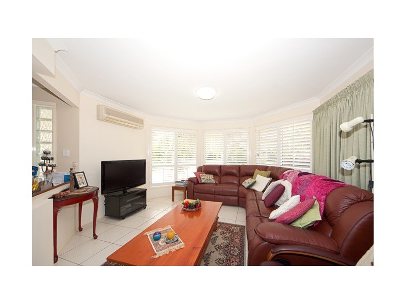 1 Yardarm Court, Banksia Beach QLD 4507