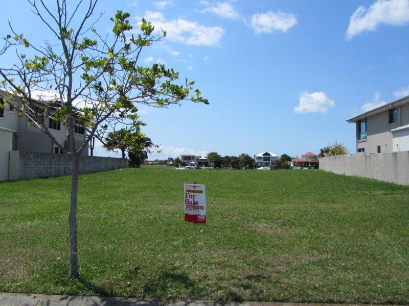 27 Teal Boulevarde, Banksia Beach QLD 4507