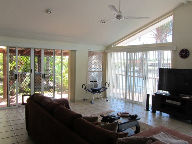 38 Jacaranda Drive, Bongaree QLD 4507