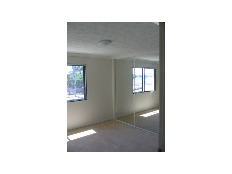 8/54 Winston Drive, Bongaree QLD 4507