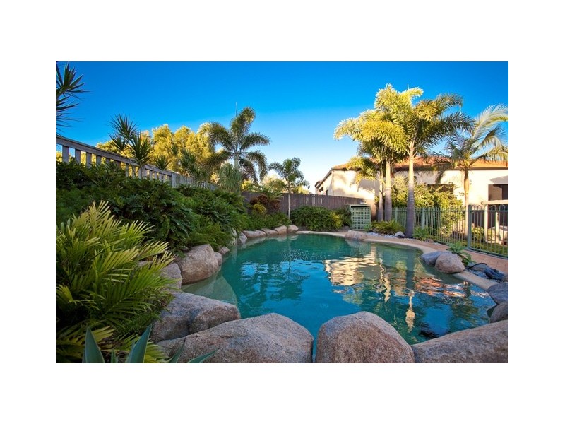 227 Endeavour Drive, Banksia Beach QLD 4507