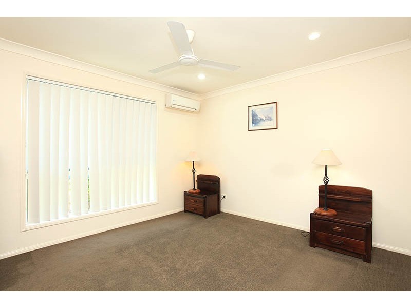 2/19 Headsail Drive, Banksia Beach QLD 4507