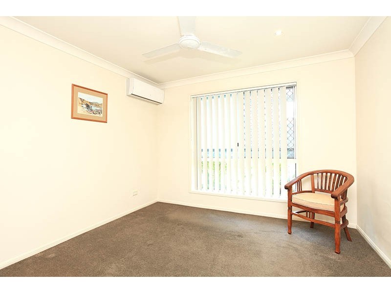 2/19 Headsail Drive, Banksia Beach QLD 4507